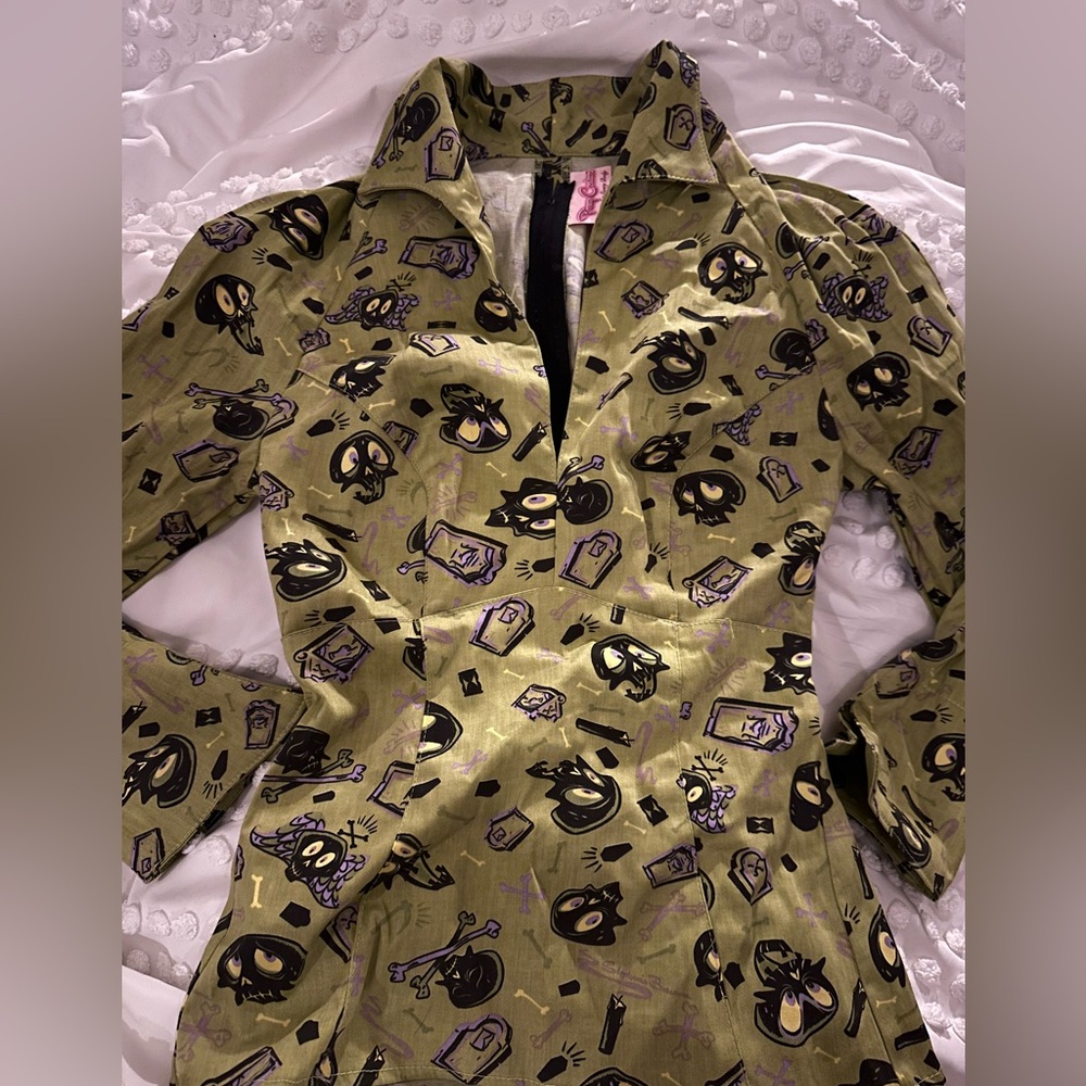 Pinup Couture Mr. Skull Green XS Lauren Top NWOT